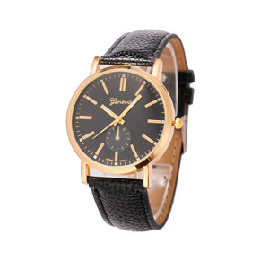 Unisex Leather Band Analog Quartz Vogue Wrist Watch Watches