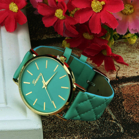 Unisex Casual Geneva Checkers Faux Leather Quartz Analog Wrist Watch