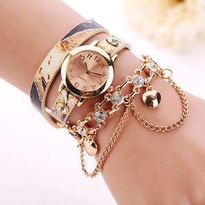 Woman Leather Rhinestone Rivet Chain Quartz Bracelet Wristwatch Watch